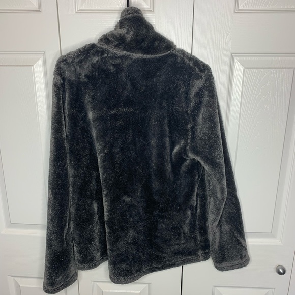 Fuzzy jacket - Picture 4 of 5
